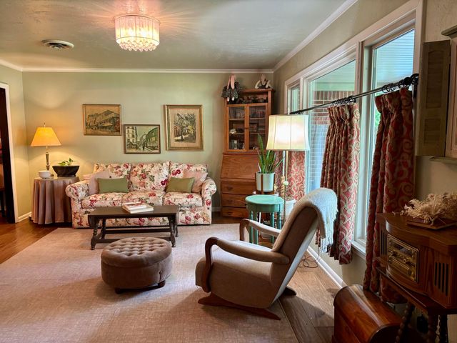 113 N BEVERLY Drive, Amarillo, TX 79106