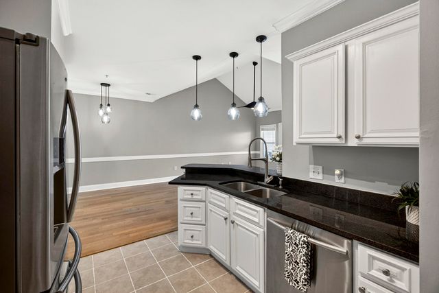 1984 Folly Road B302, Charleston, SC 29412