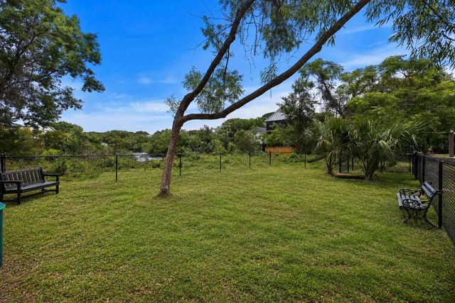 1984 Folly Road B302, Charleston, SC 29412