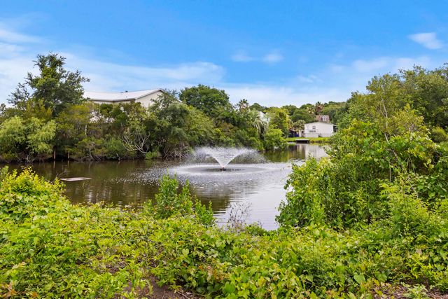 1984 Folly Road B302, Charleston, SC 29412