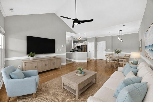 1984 Folly Road B302, Charleston, SC 29412