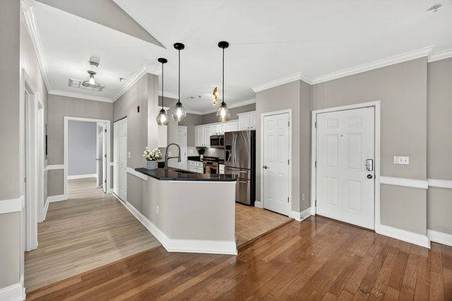1984 Folly Road B302, Charleston, SC 29412