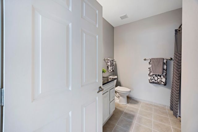 1984 Folly Road B302, Charleston, SC 29412