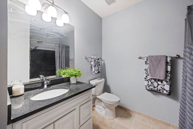 1984 Folly Road B302, Charleston, SC 29412