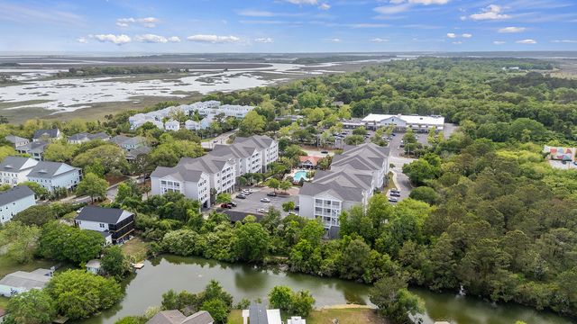 1984 Folly Road B302, Charleston, SC 29412