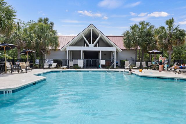 1984 Folly Road B302, Charleston, SC 29412
