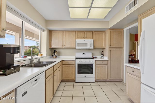 13548 W PAVILLION Drive, Sun City West, AZ 85375