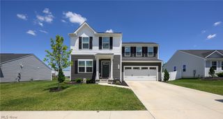 2741 Bishop Oval, Barberton, OH 44203