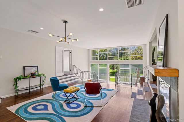 151 Devon Road, Bronxville, NY 10708