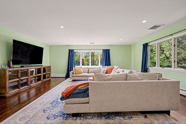151 Devon Road, Bronxville, NY 10708