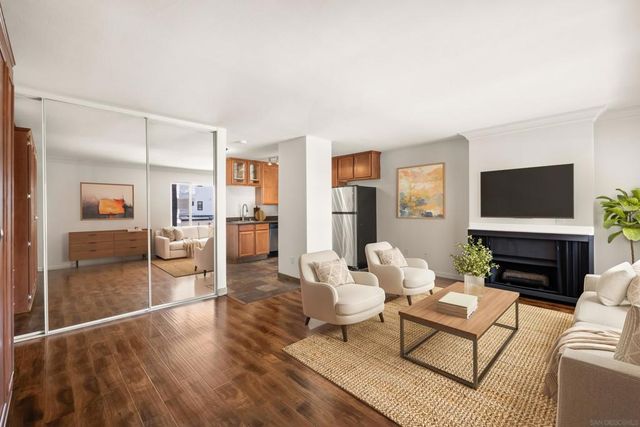 860 Turquoise 132, San Diego, CA 92109