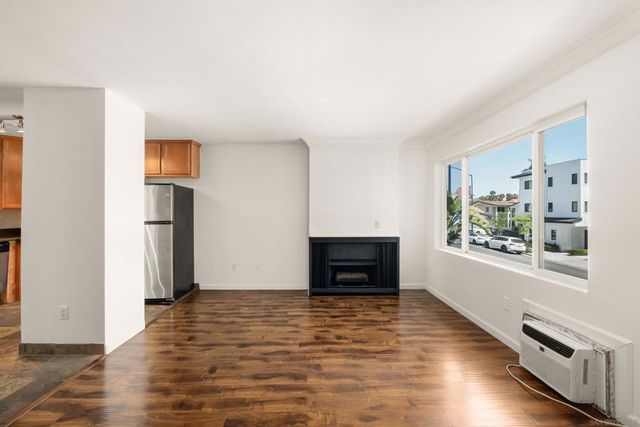 860 Turquoise 132, San Diego, CA 92109