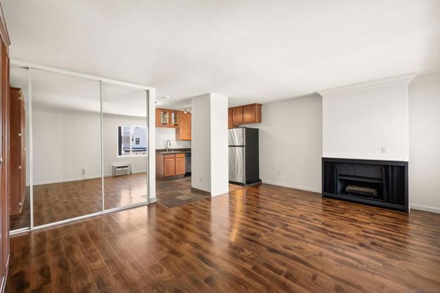 860 Turquoise 132, San Diego, CA 92109