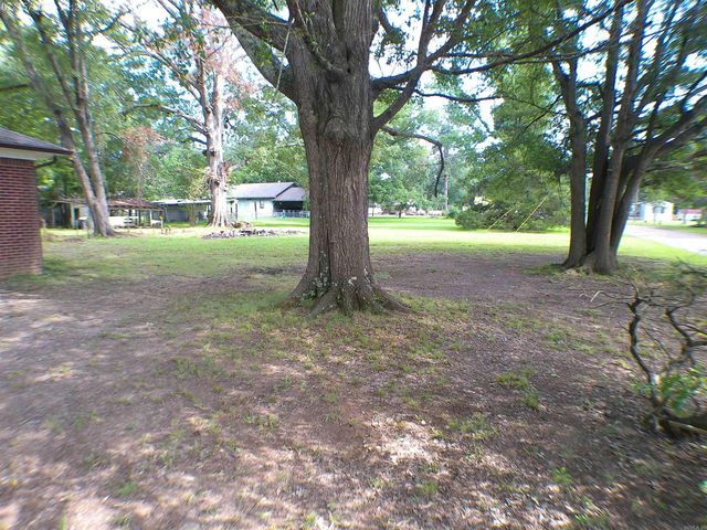 109 N 7th Street, Gurdon, AR 71923