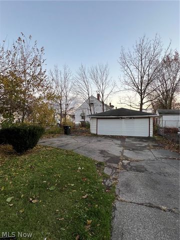 14906 Harvard Avenue, Cleveland, OH 44128