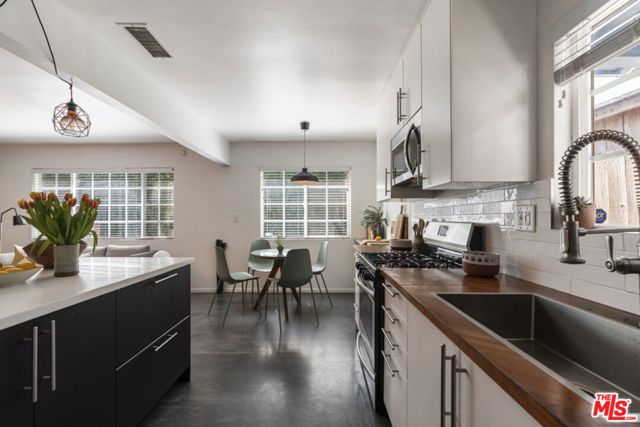 3259 E 2nd Street, Los Angeles, CA 90063