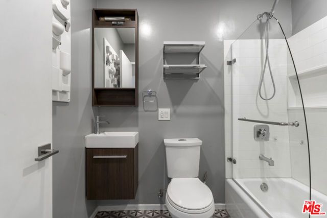 3259 E 2nd Street, Los Angeles, CA 90063