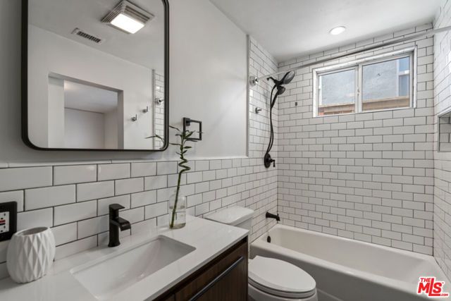 3259 E 2nd Street, Los Angeles, CA 90063