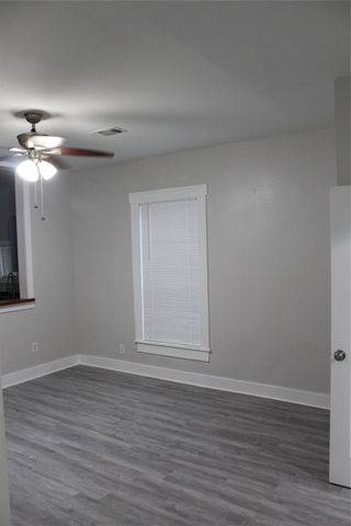 4125 Avenue M, Galveston, TX 77550