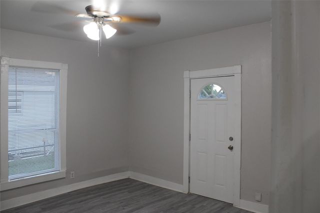 4125 Avenue M, Galveston, TX 77550