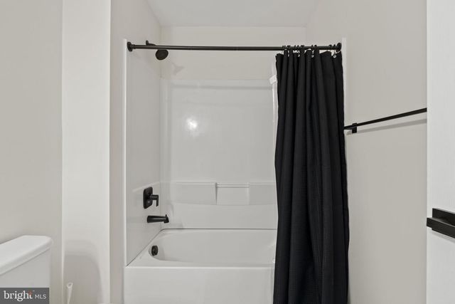 1032 LAMBERTON ST, Trenton, NJ 08611