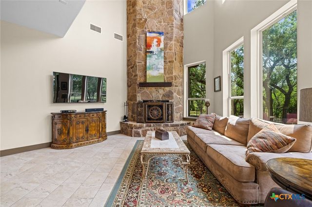 3696 County Road 207, Liberty Hill, TX 78642