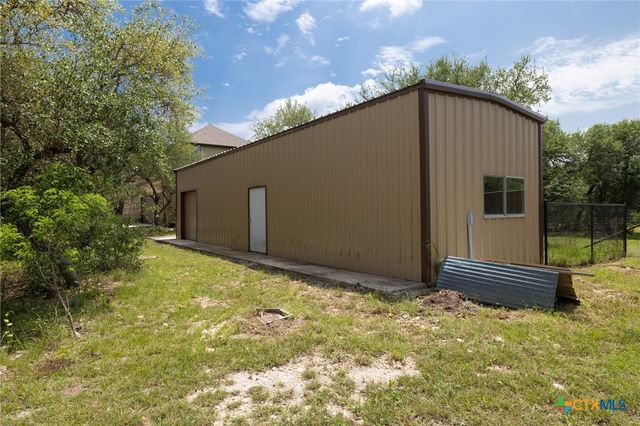 3696 County Road 207, Liberty Hill, TX 78642