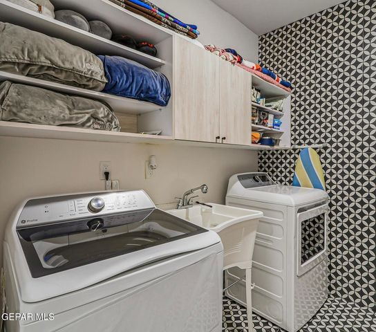 329 Rio El Rancho Court, El Paso, TX 79932