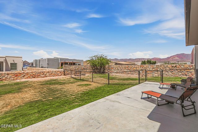 329 Rio El Rancho Court, El Paso, TX 79932