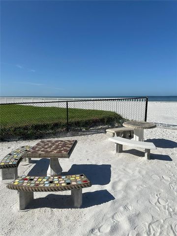 181st AVE W, Redington Shores, FL 33708