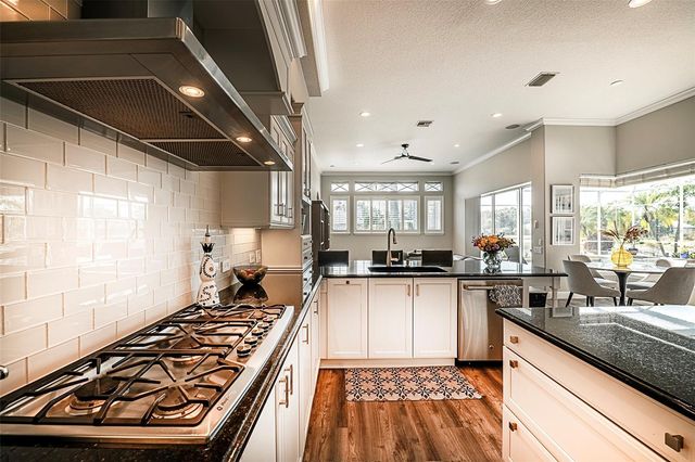 3716 JANUS WAY, Palm Harbor, FL 34685