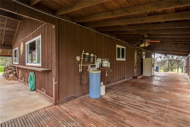 21256 Tollhouse, Clovis, CA 93619