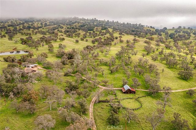 21256 Tollhouse, Clovis, CA 93619