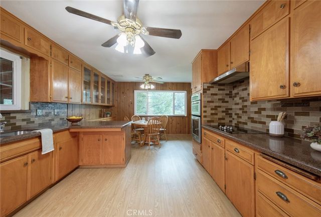 21256 Tollhouse, Clovis, CA 93619