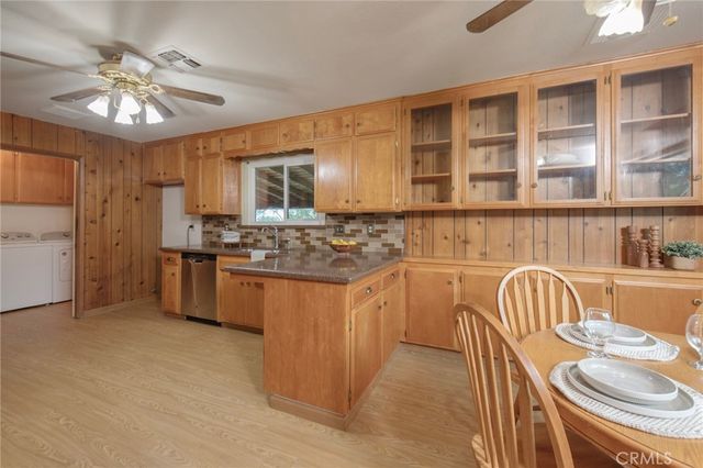 21256 Tollhouse, Clovis, CA 93619