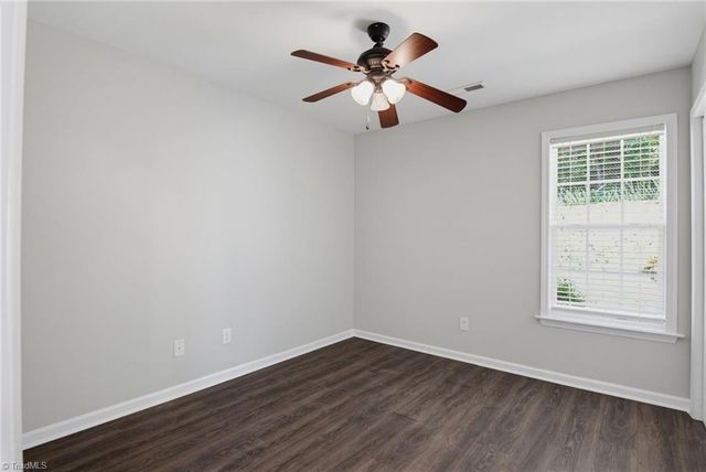 1965 Camden Forest Drive, Winston-salem, NC 27127