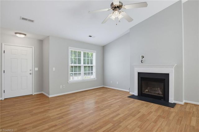 1965 Camden Forest Drive, Winston-salem, NC 27127