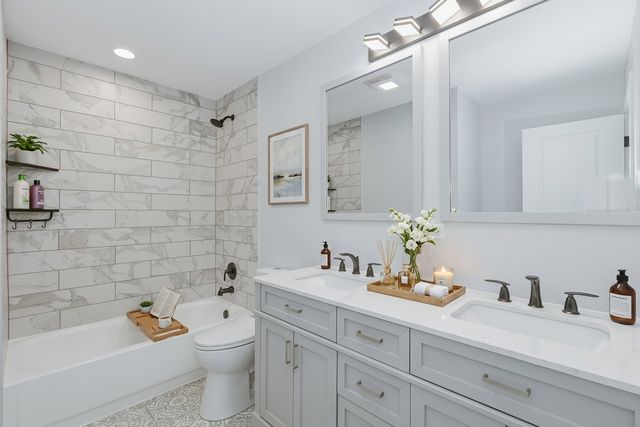 1033 Barrow Court, University Park, IL 60484