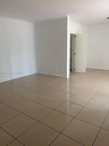 1040 92nd St 2, Bay Harbor Islands, FL 33154