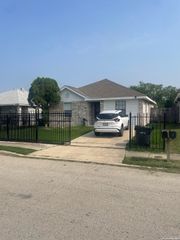 5818 Bowsprit, San Antonio, TX 78242