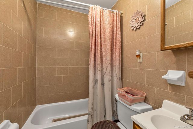 117-30 201st Street, Saint Albans, NY 11412