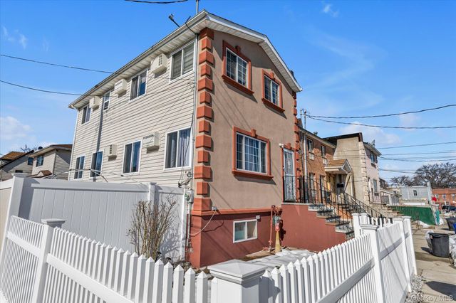 117-30 201st Street, Saint Albans, NY 11412