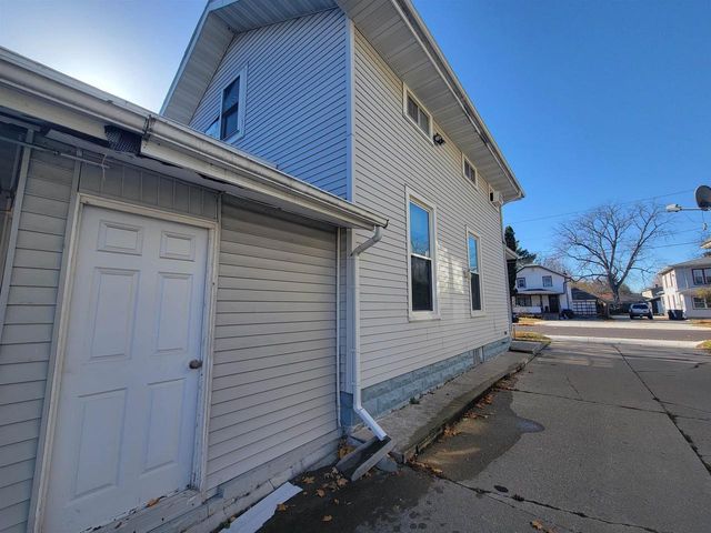 544 N Chatham Street, Janesville, WI 53548