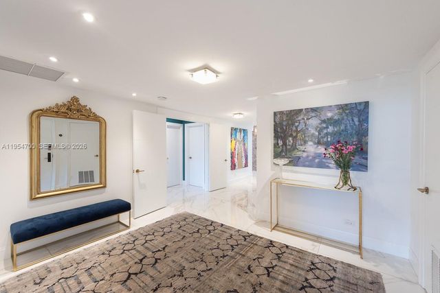 10180 W Bay Harbor Dr 4A, Bay Harbor Islands, FL 33154