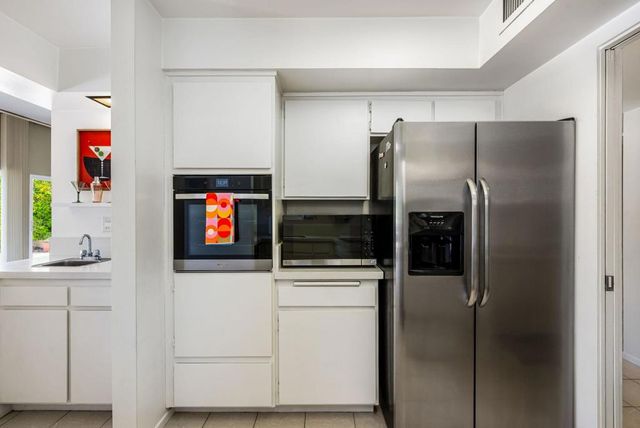 38941 Kilimanjaro Drive, Palm Desert, CA 92211