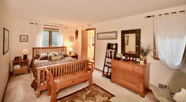 15 Winding Wood Road, Springfield, NH 03284