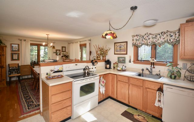 15 Winding Wood Road, Springfield, NH 03284