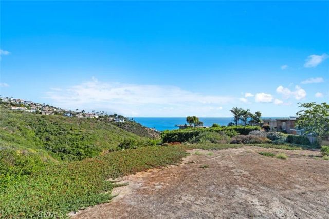 1285 Cortez Avenue, Laguna Beach, CA 92651