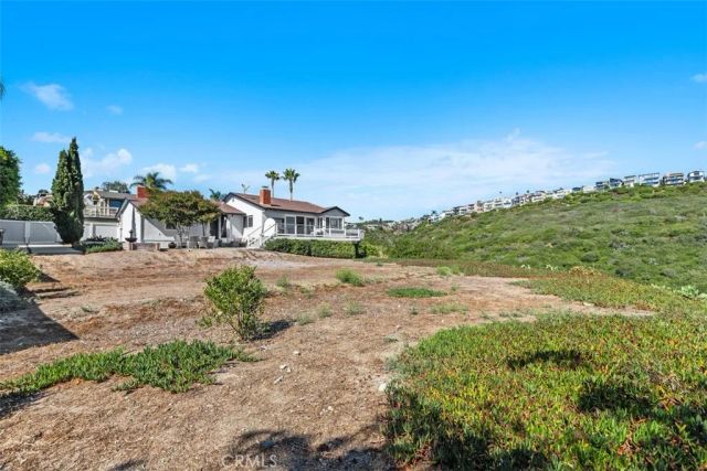 1285 Cortez Avenue, Laguna Beach, CA 92651