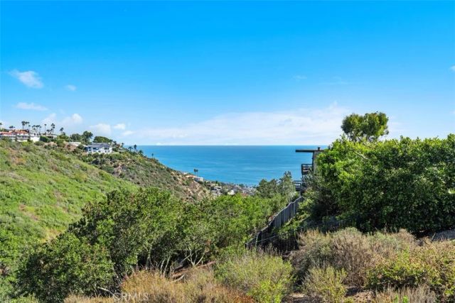 1285 Cortez Avenue, Laguna Beach, CA 92651